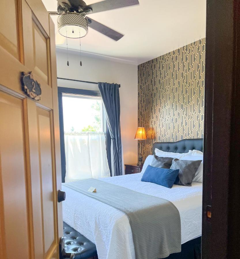 Hotel Stevenson Bagian luar foto